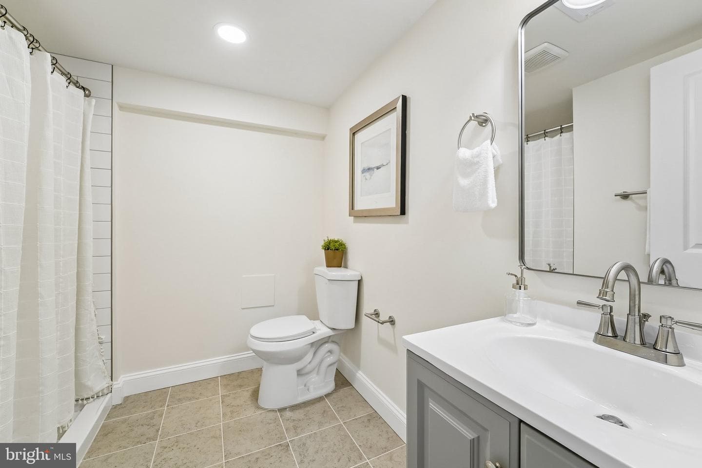 3045 Saint Johns Lane photo 27