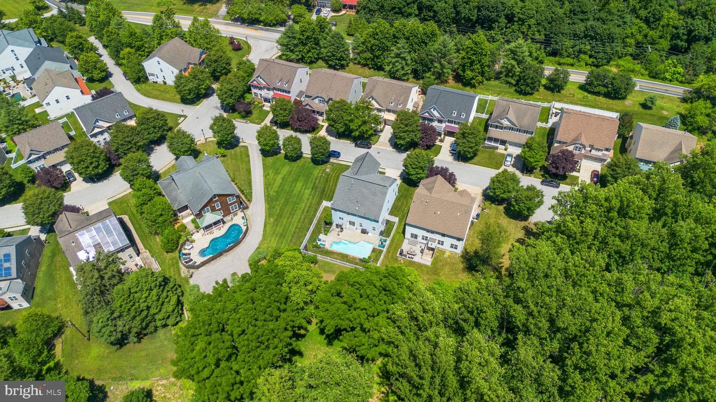 4110 Hogg Court photo 70