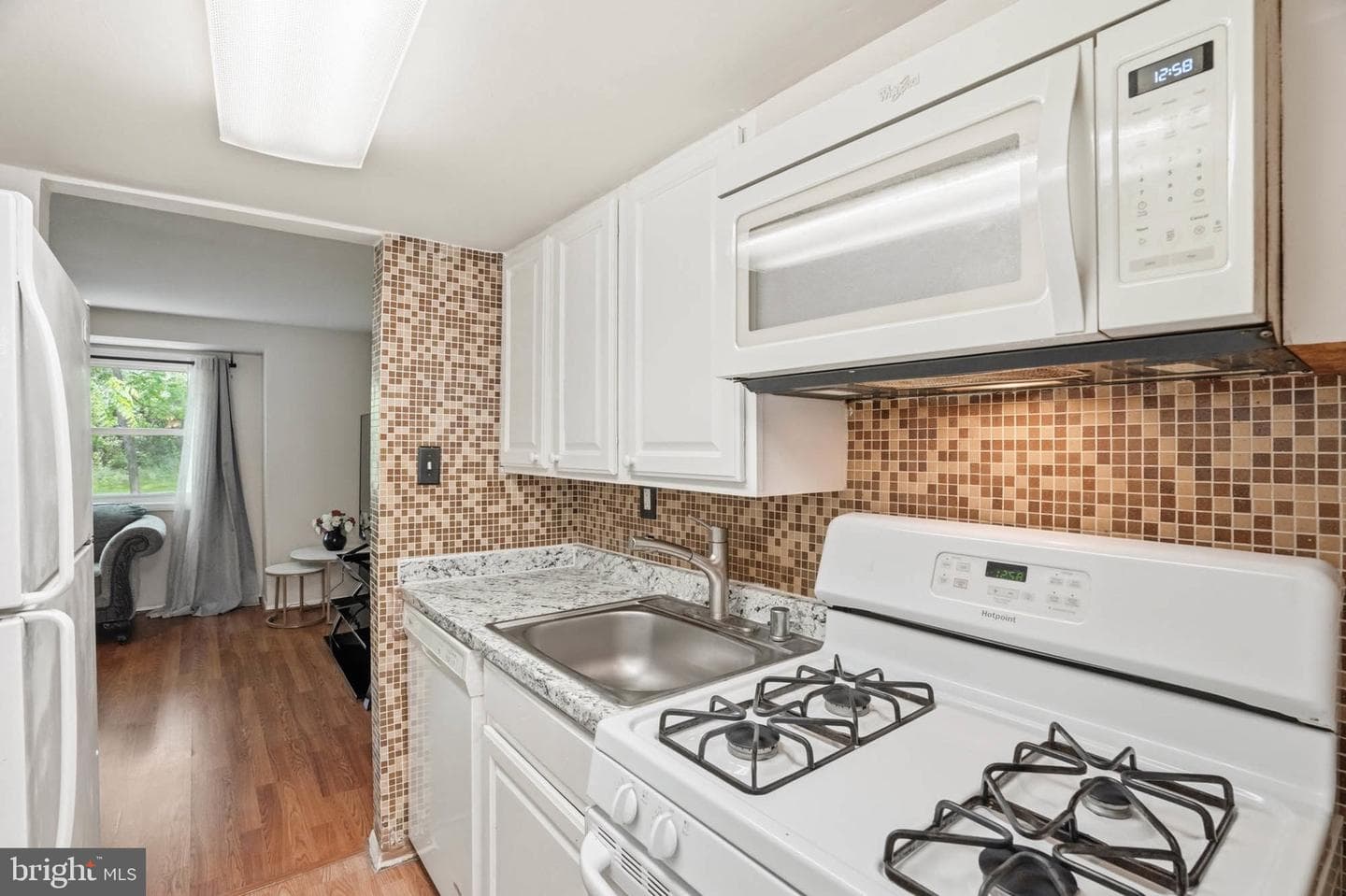 9361 Reader Lane photo 11