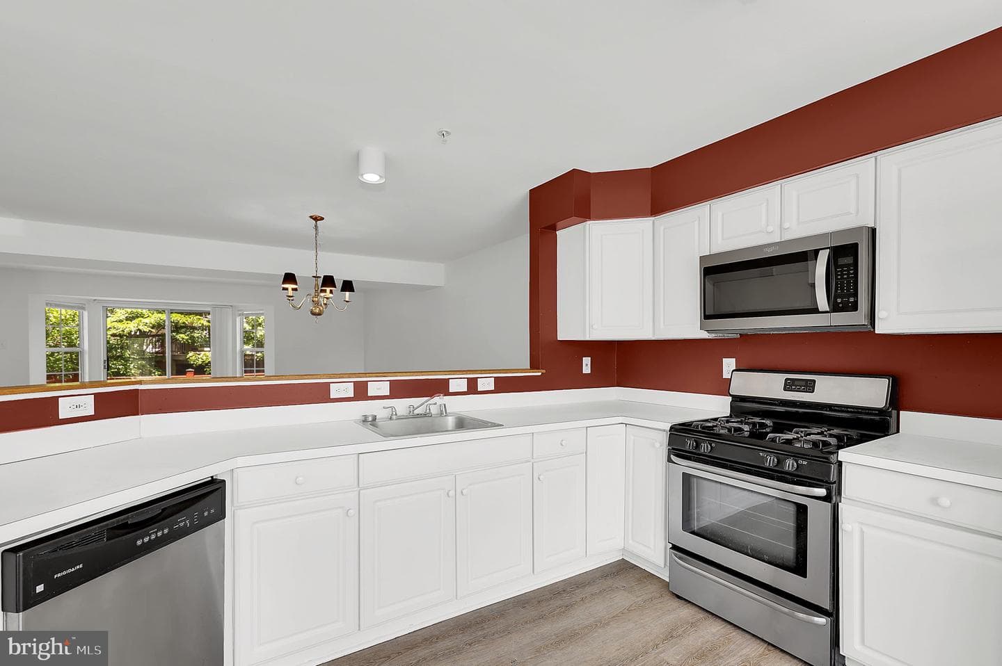 6205 Yellow Dawn Court photo 16