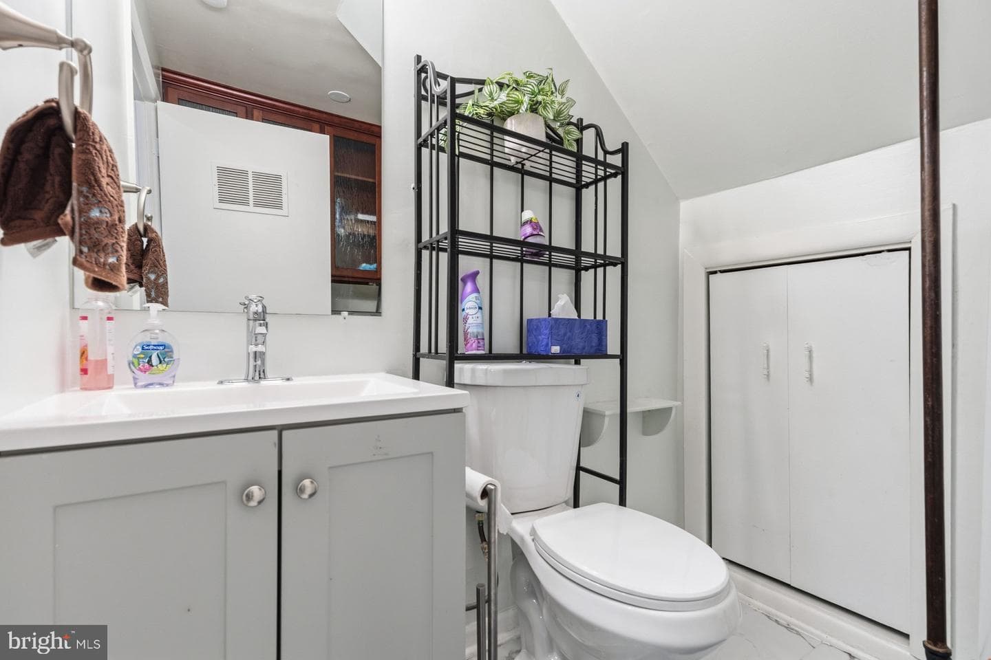 9240 Bridle Path #g photo 9