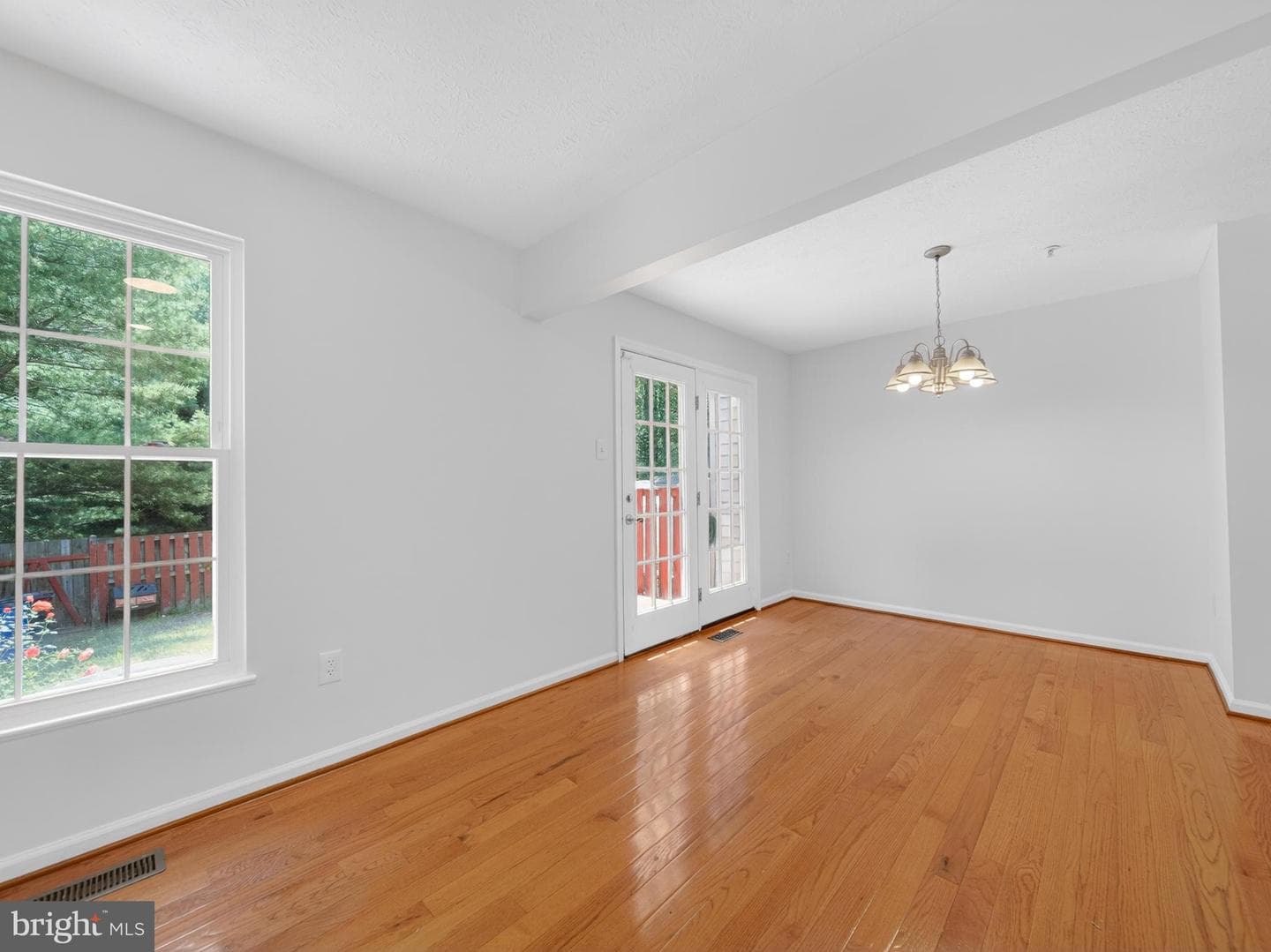 8807 Ashberry Court photo 13
