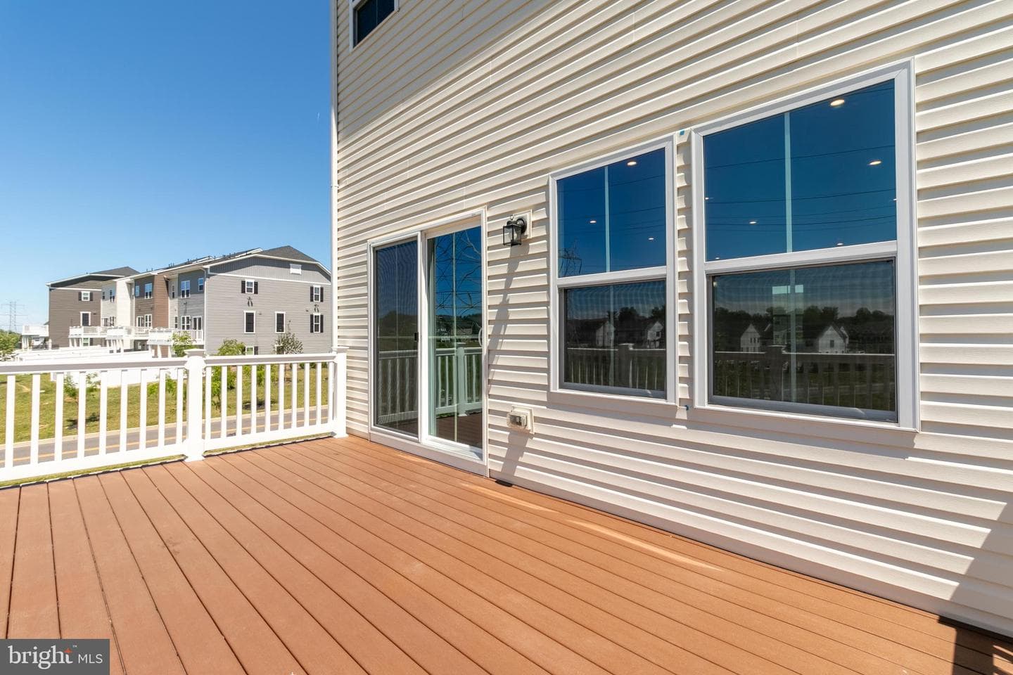 8100 Primrose Lane photo 34