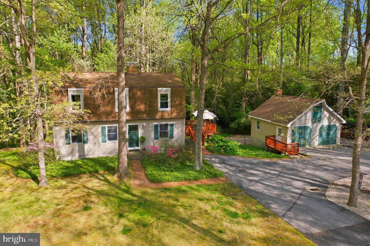 7049 Mink Hollow Road photo 2