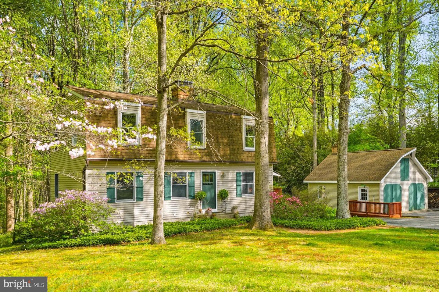 7049 Mink Hollow Road photo 3