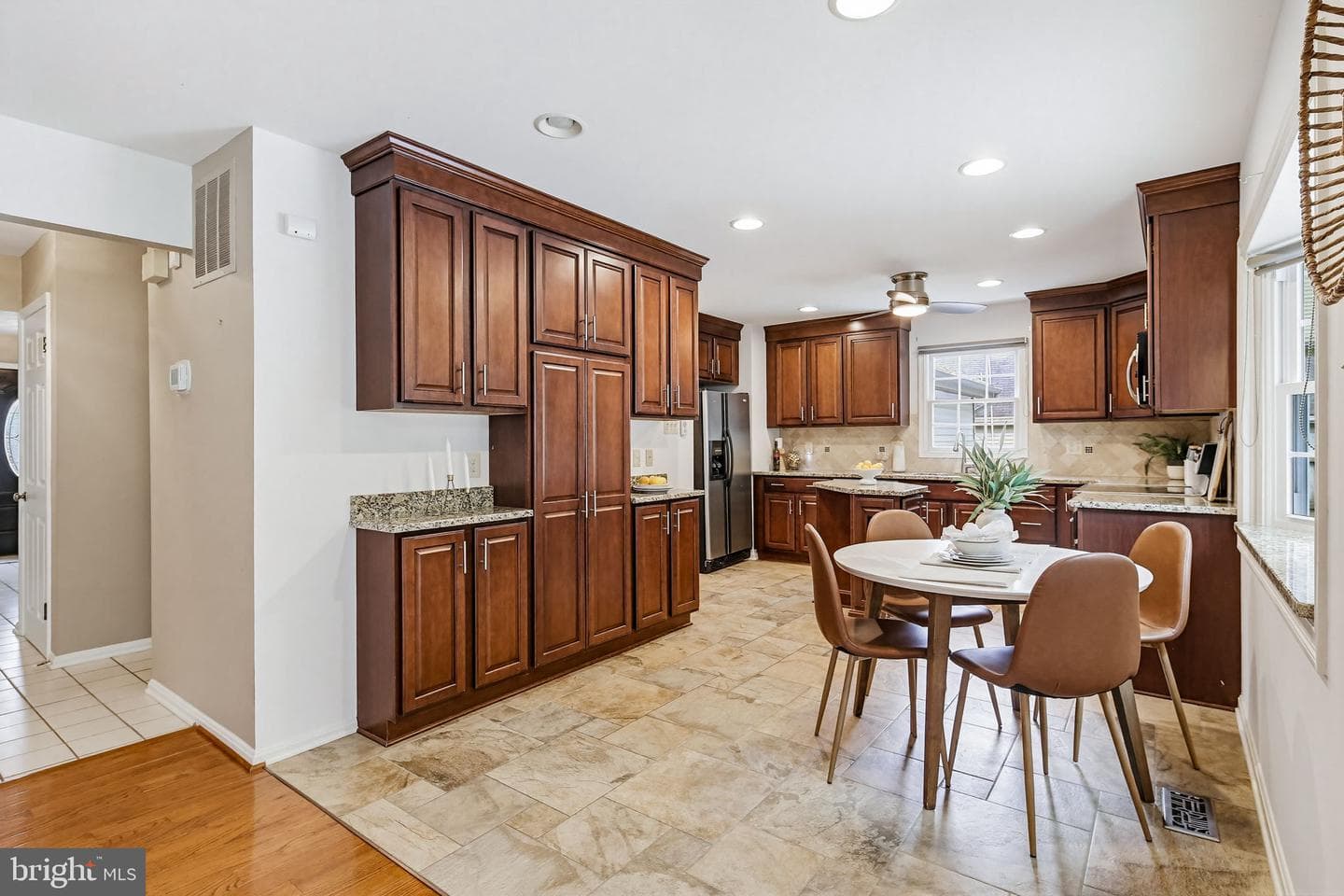 10206 Blandford Way photo 16