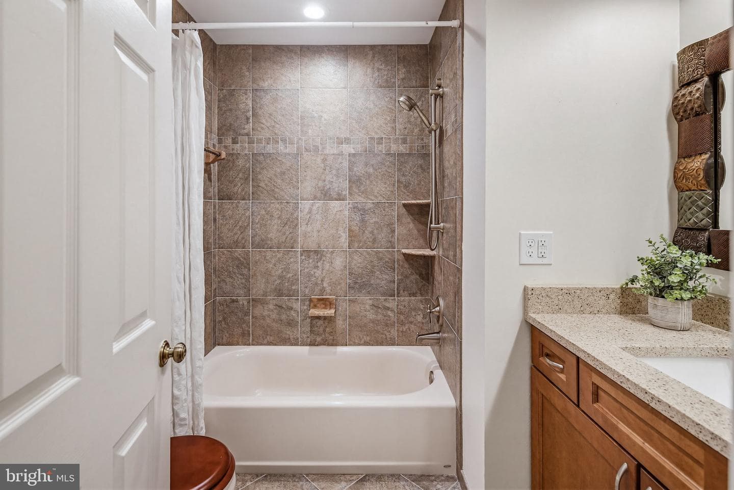 10206 Blandford Way photo 38