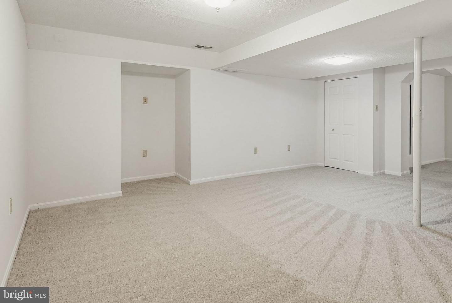 10206 Blandford Way photo 46