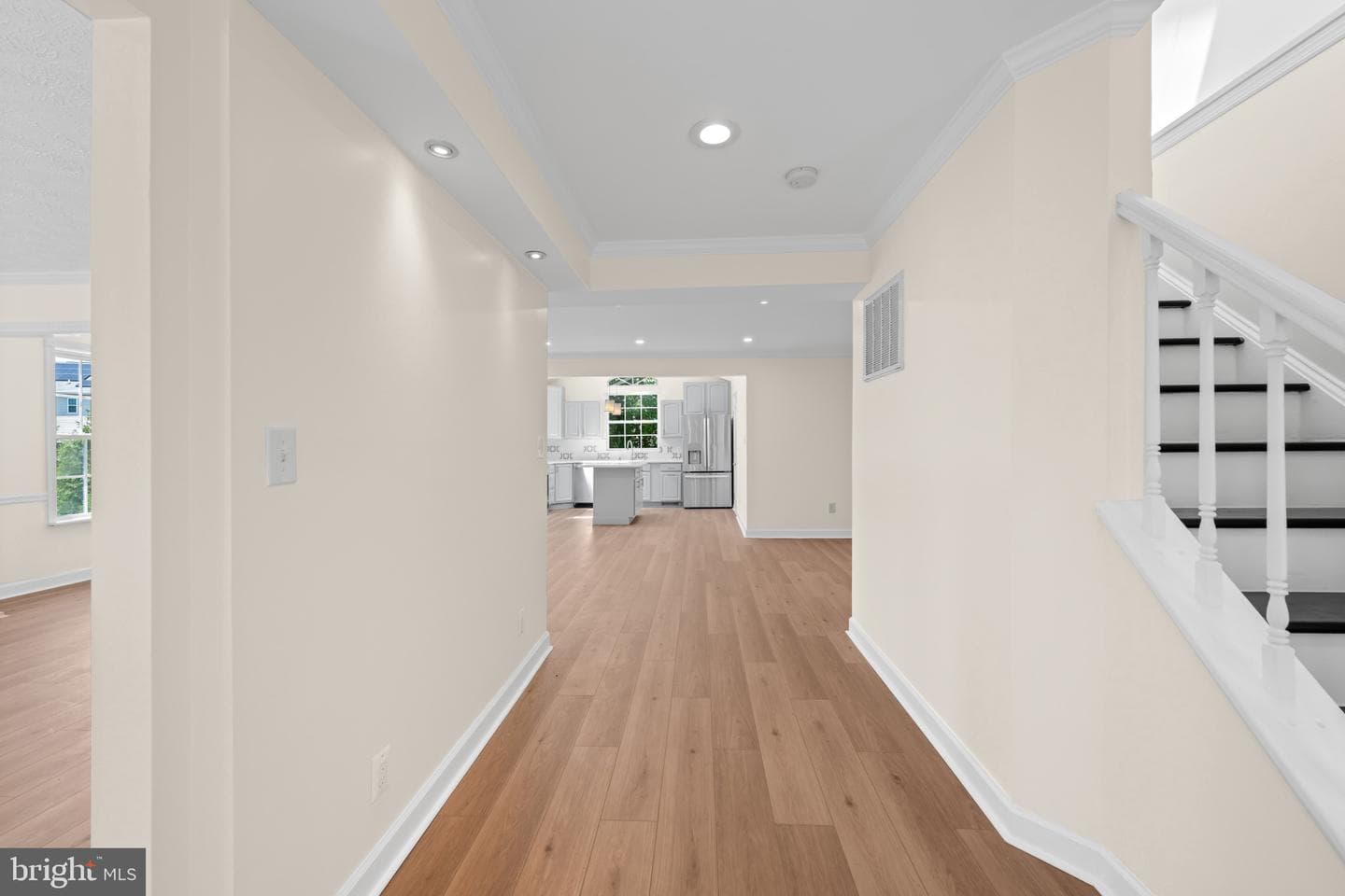 10904 Kathleen Court photo 4