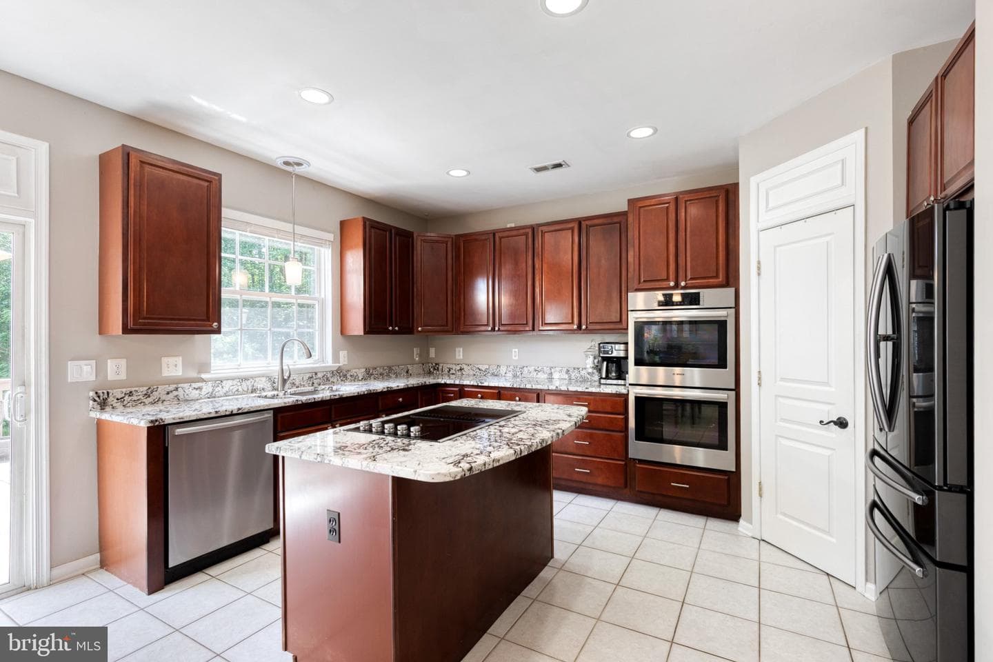 9741 Starling Road photo 13