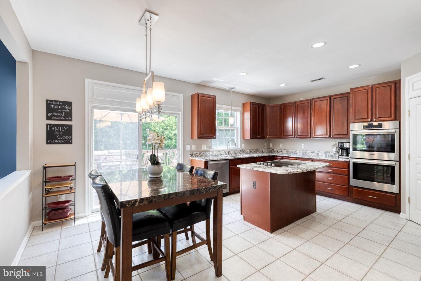 9741 Starling Road photo 4