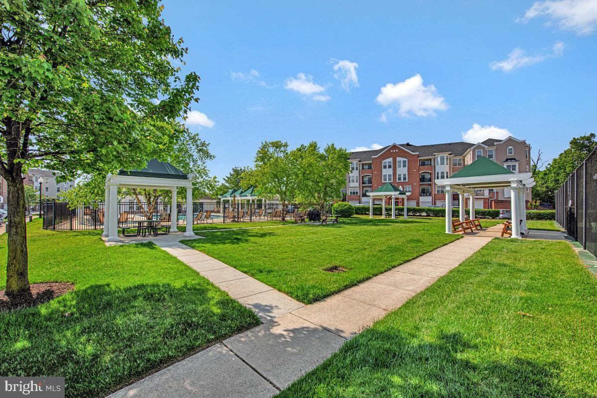 7335 Brookview Road #303 photo 45