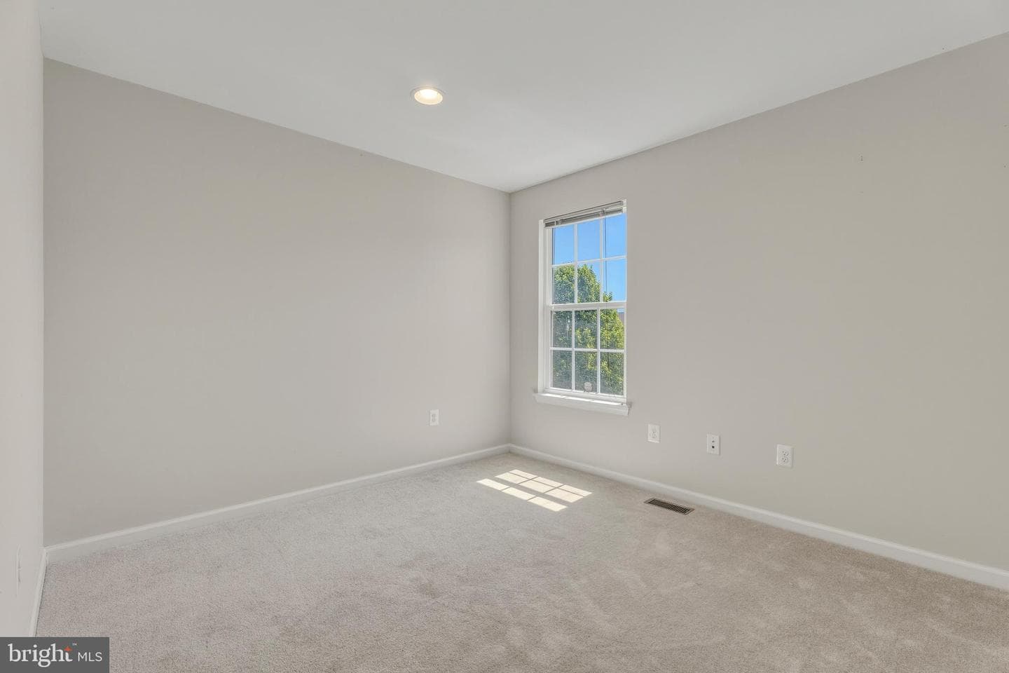 6961 Magnolia Avenue SE photo 22