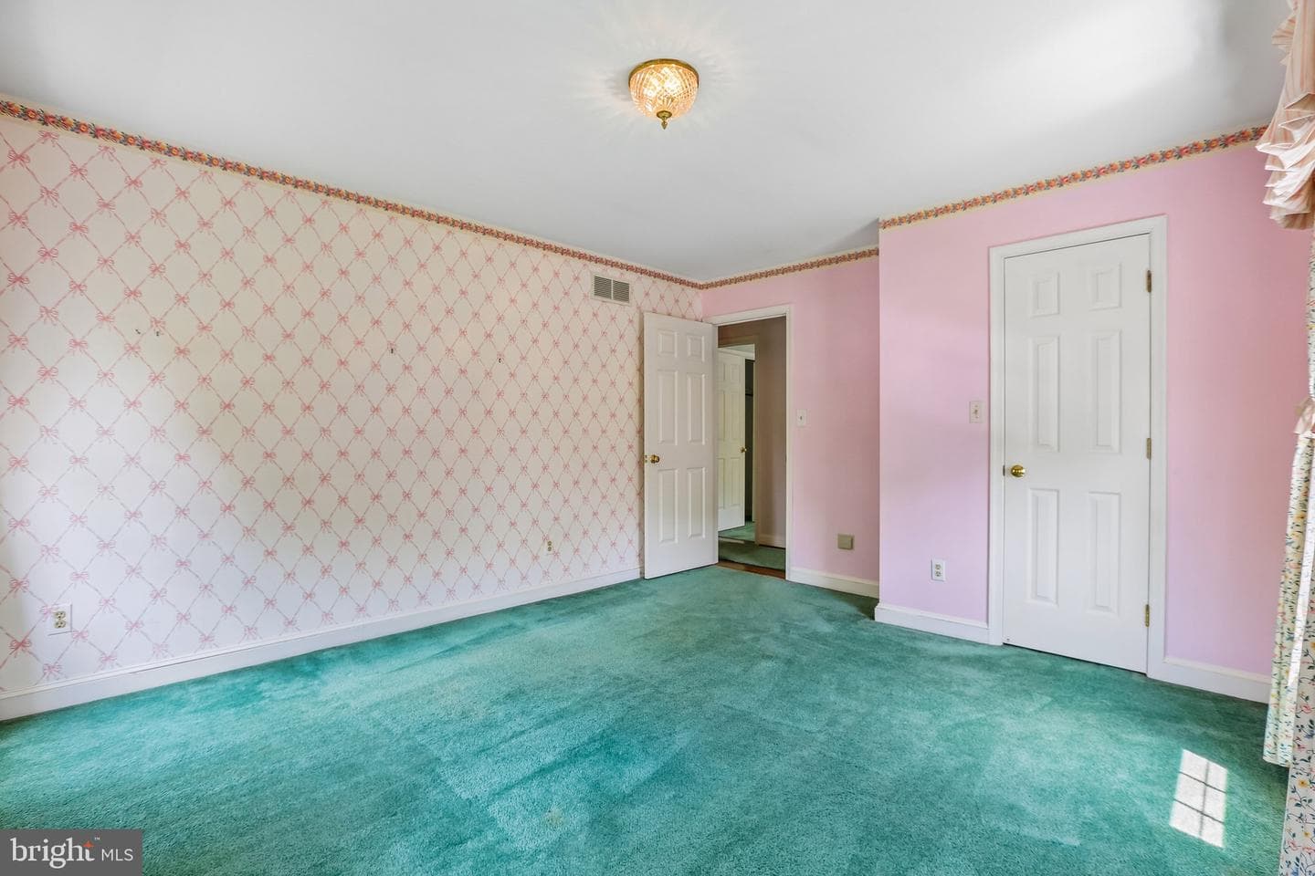 3821 Graceland Court photo 43