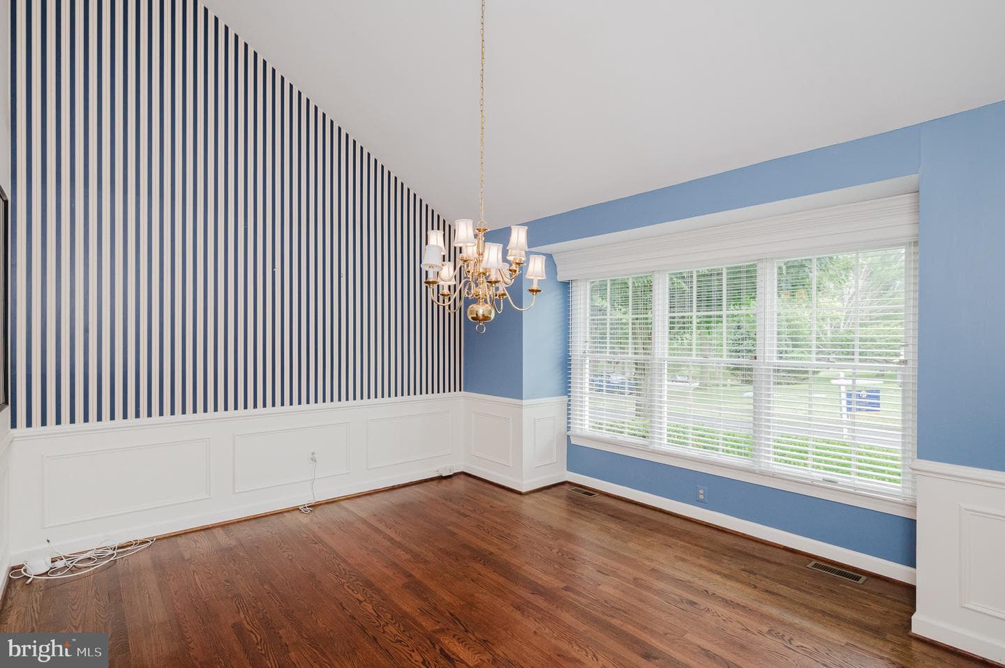 9724 Robert Jay Way photo 12