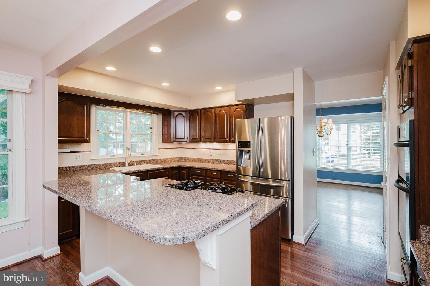 9724 Robert Jay Way photo 18