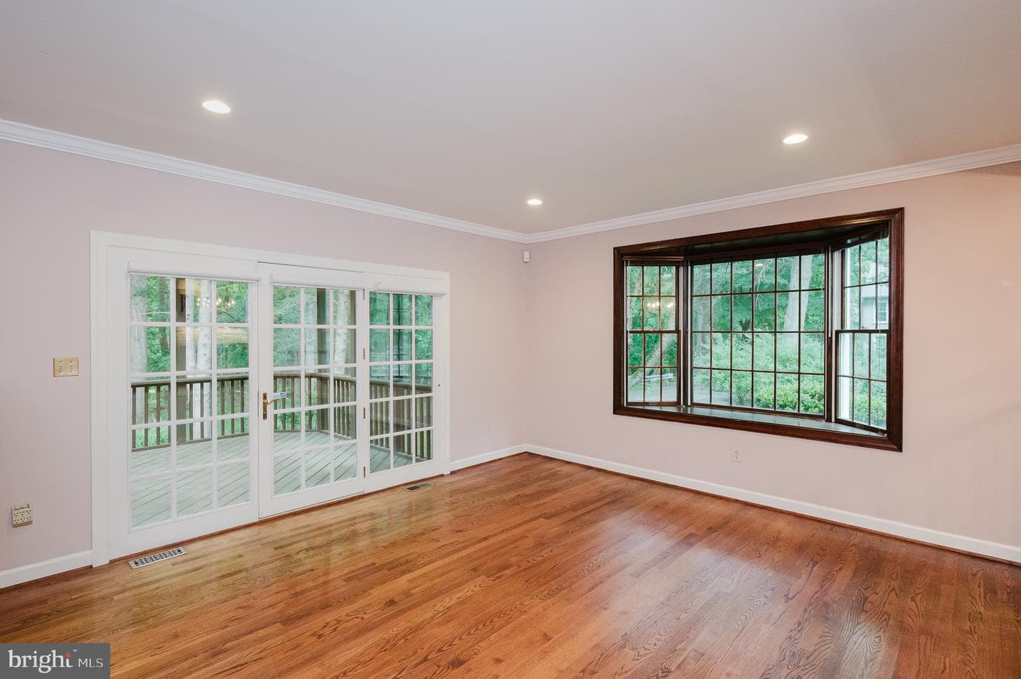 9724 Robert Jay Way photo 22