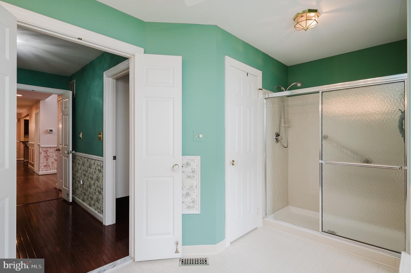 9724 Robert Jay Way photo 34