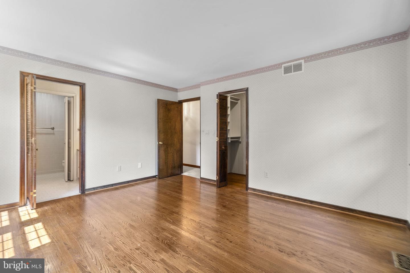 9187 Furrow Avenue photo 31