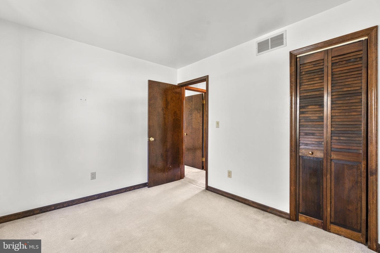 9187 Furrow Avenue photo 37