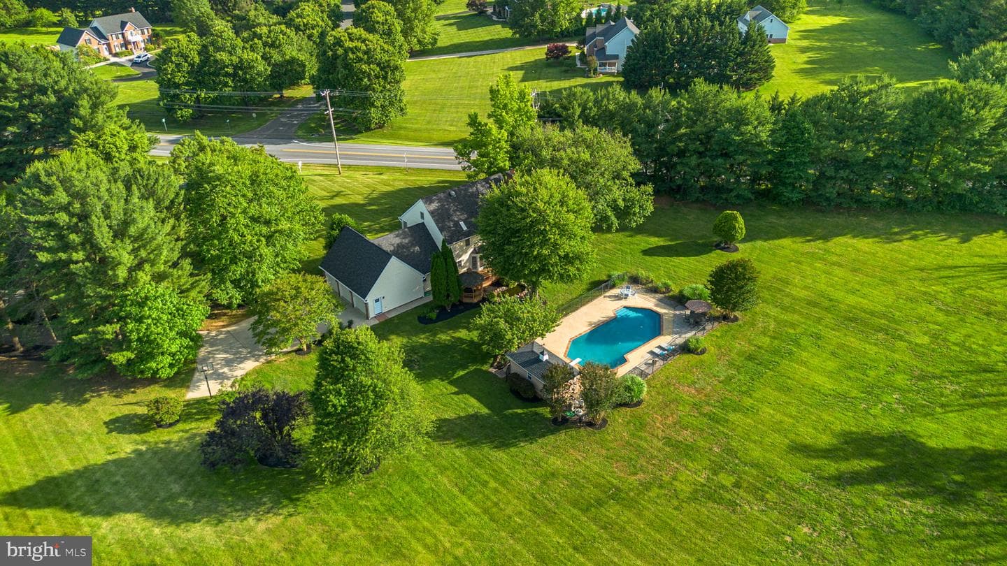 5403 Talon Court photo 41