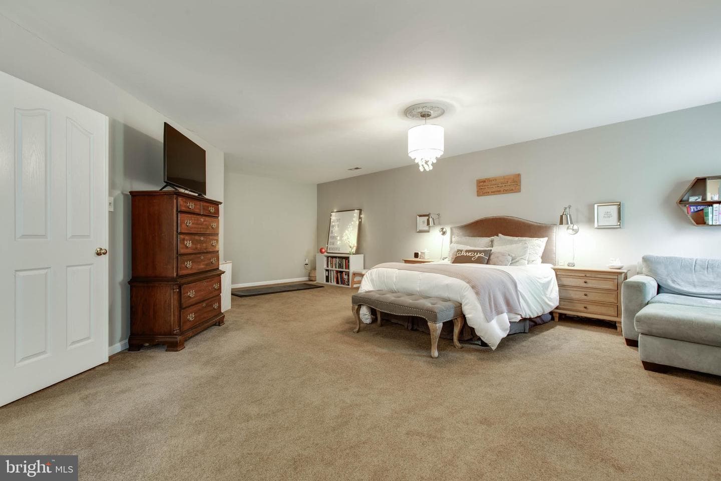 10533 Chesham Way photo 29
