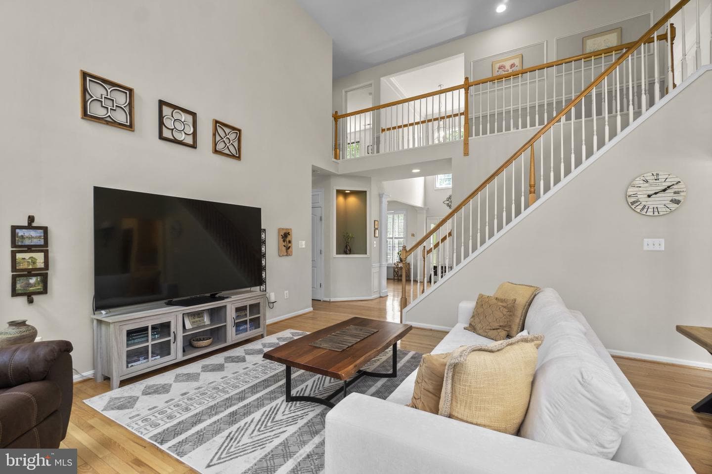 6418 Erin Drive photo 7