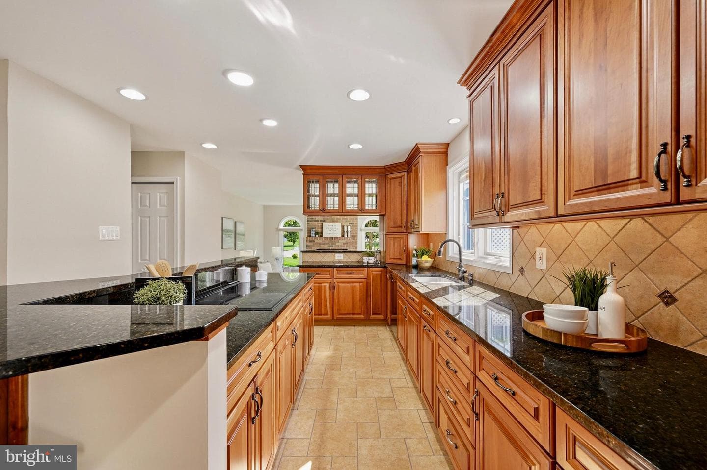 5016 Brampton Parkway photo 15
