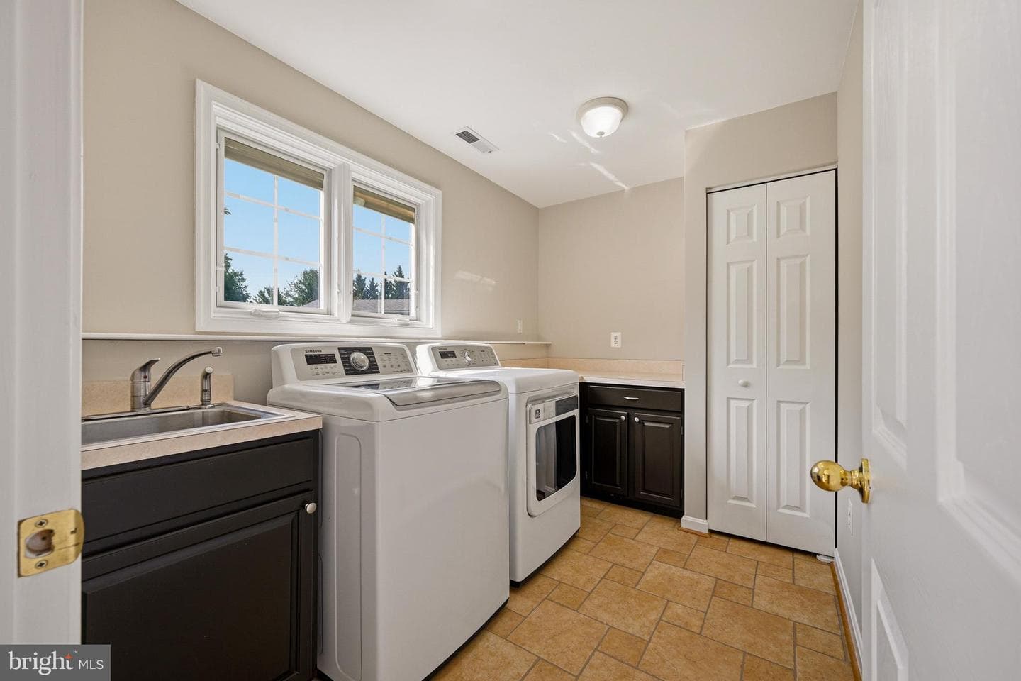 5016 Brampton Parkway photo 30