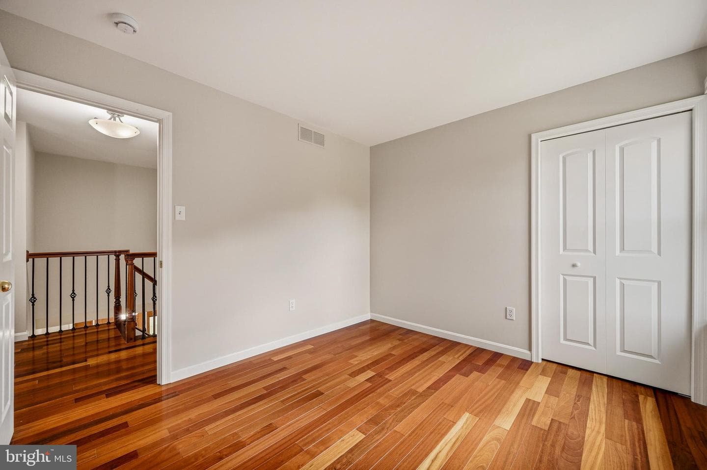 5016 Brampton Parkway photo 53