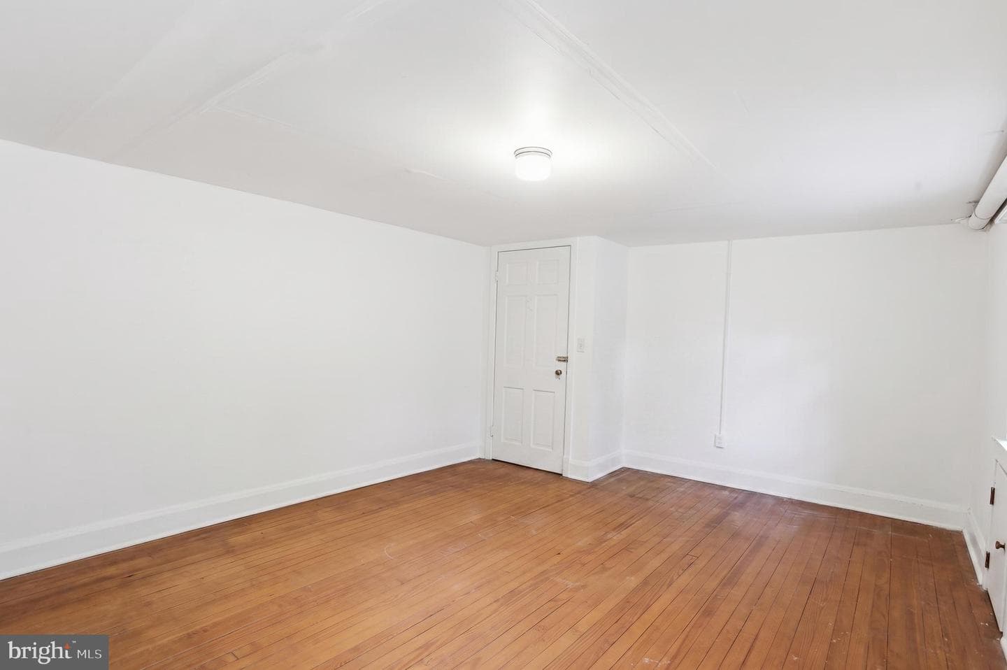 5060 Amesbury Drive photo 51
