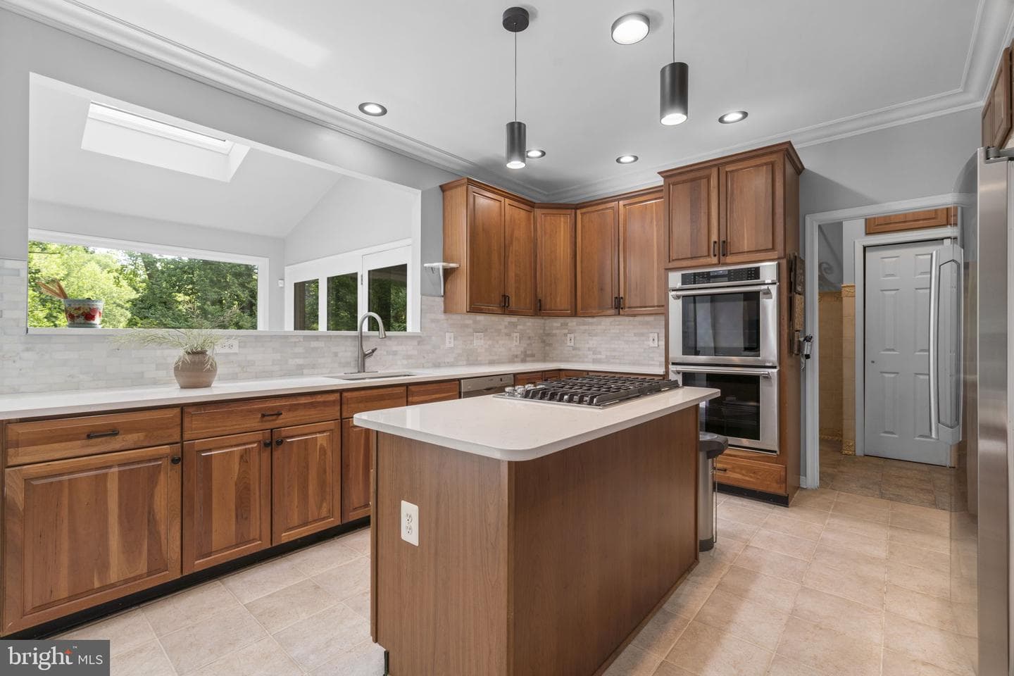 7036 River Oak Court photo 10