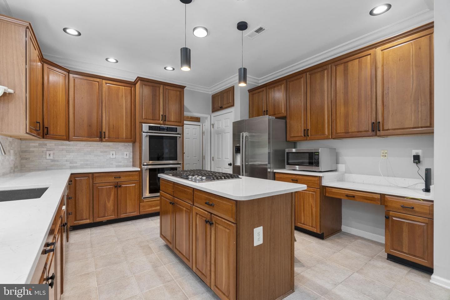 7036 River Oak Court photo 14