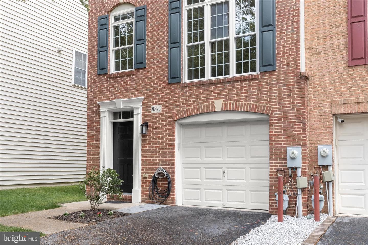8876 Montjoy Place photo 2