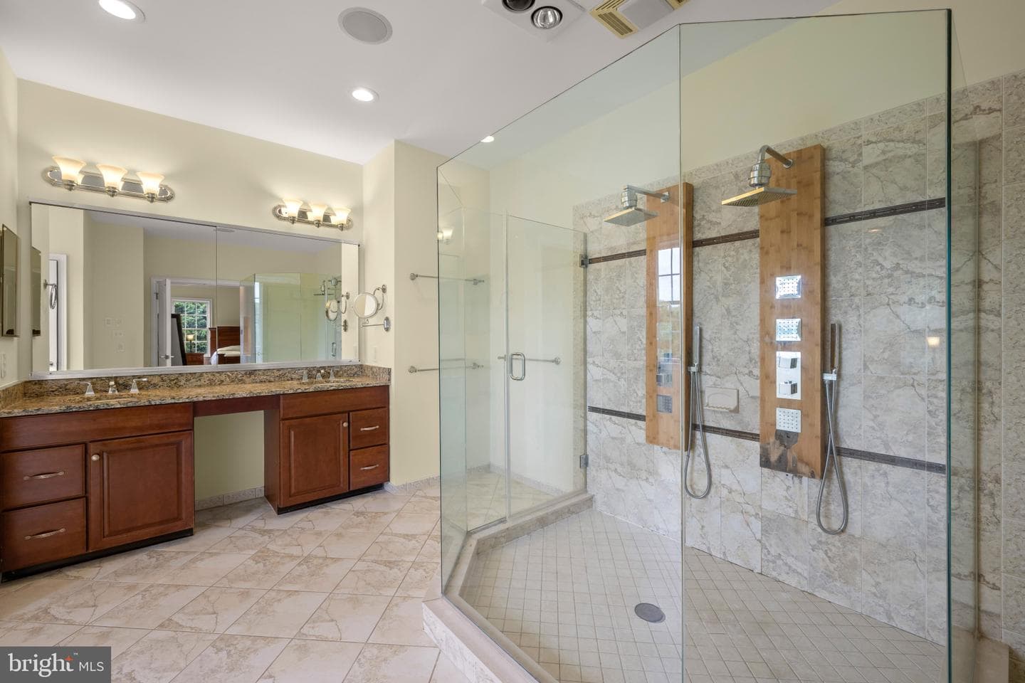 11526 Fox River Drive photo 37