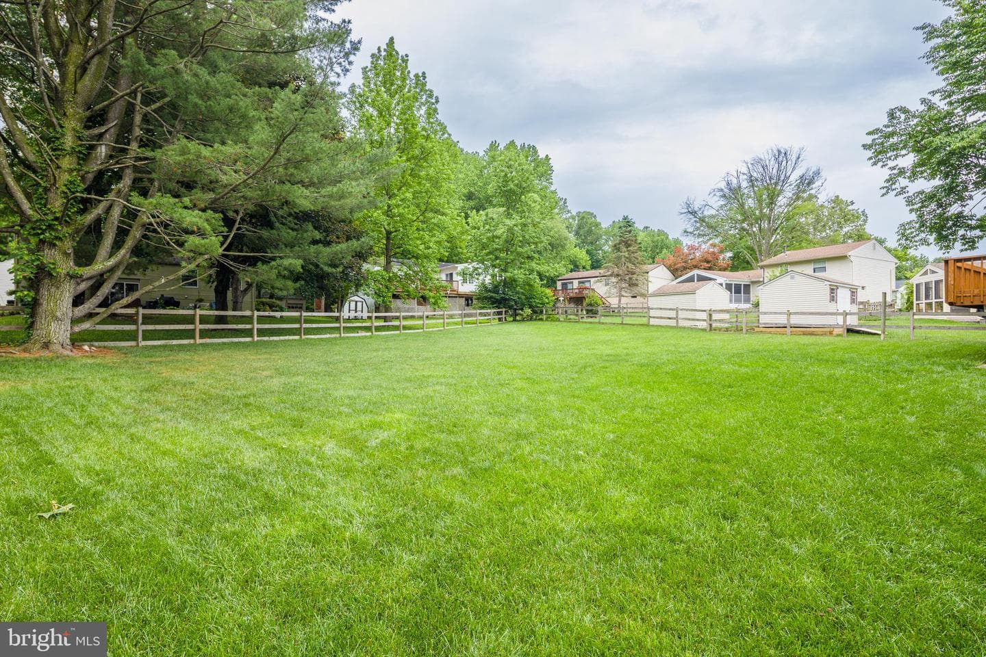 5444 Wolf River Lane photo 34