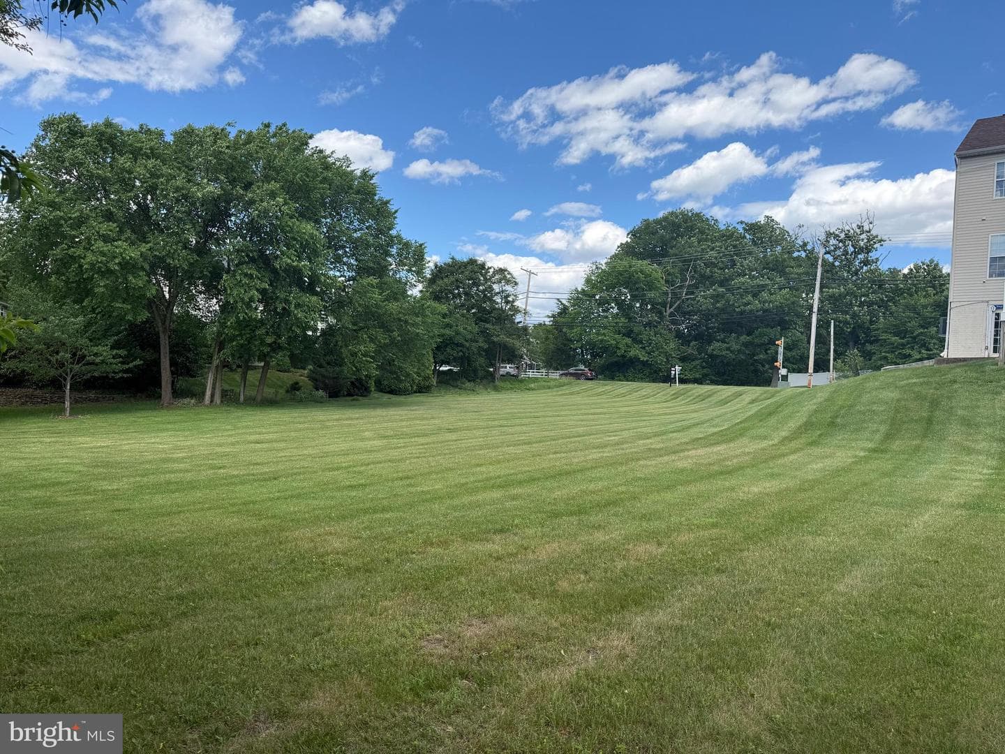 4996 Ilchester Road photo 5