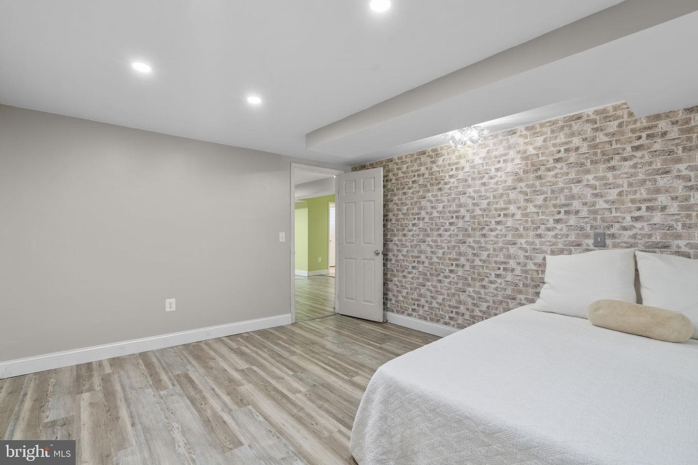 9206 Mellenbrook Road photo 33