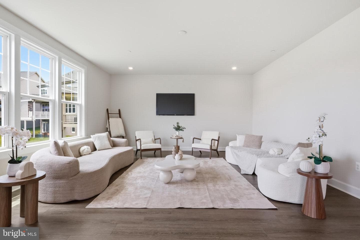 7548 Zoe Lane photo 17