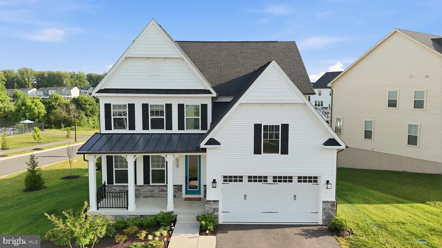7548 Zoe Lane photo 2