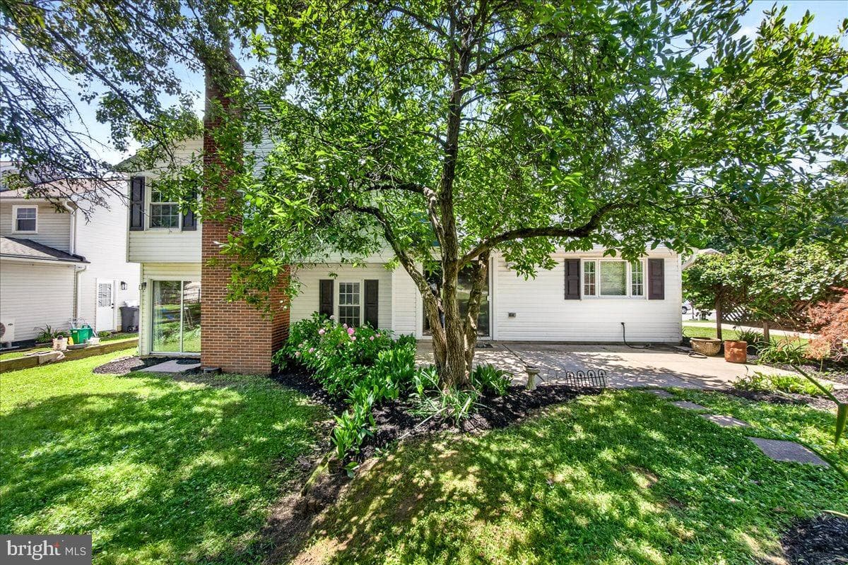 6630 Windsor Court photo 38