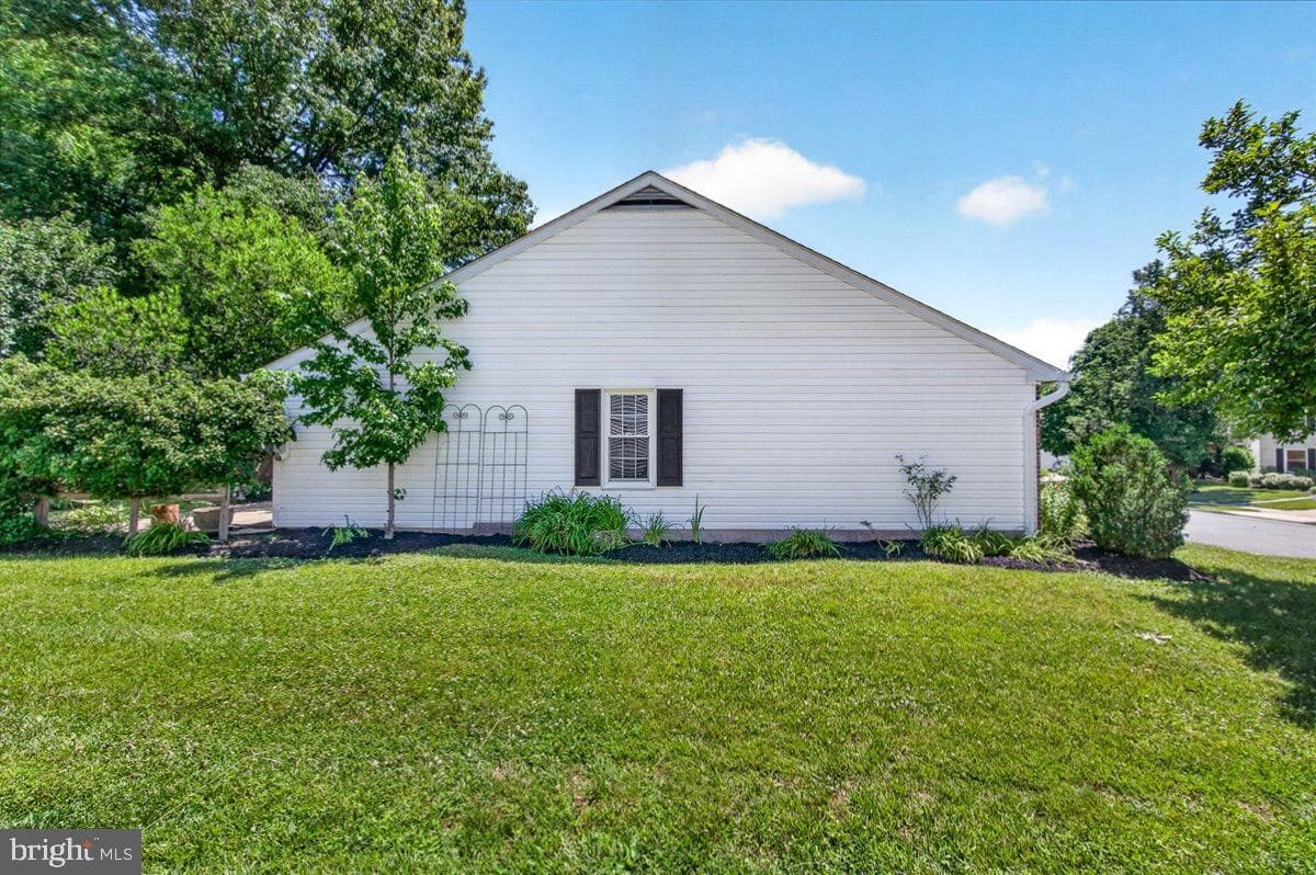 6630 Windsor Court photo 42