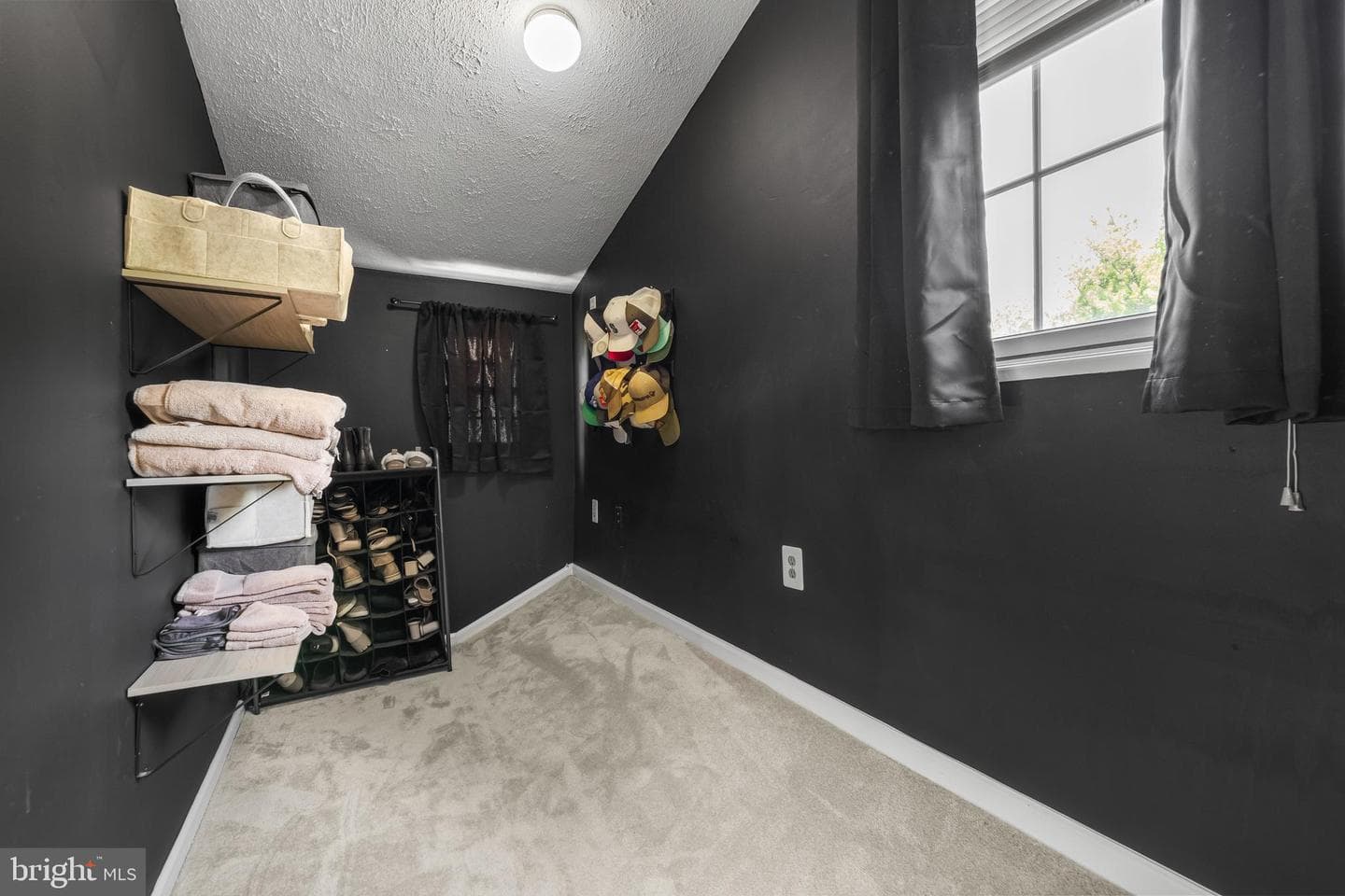 6055 Adcock Lane photo 24