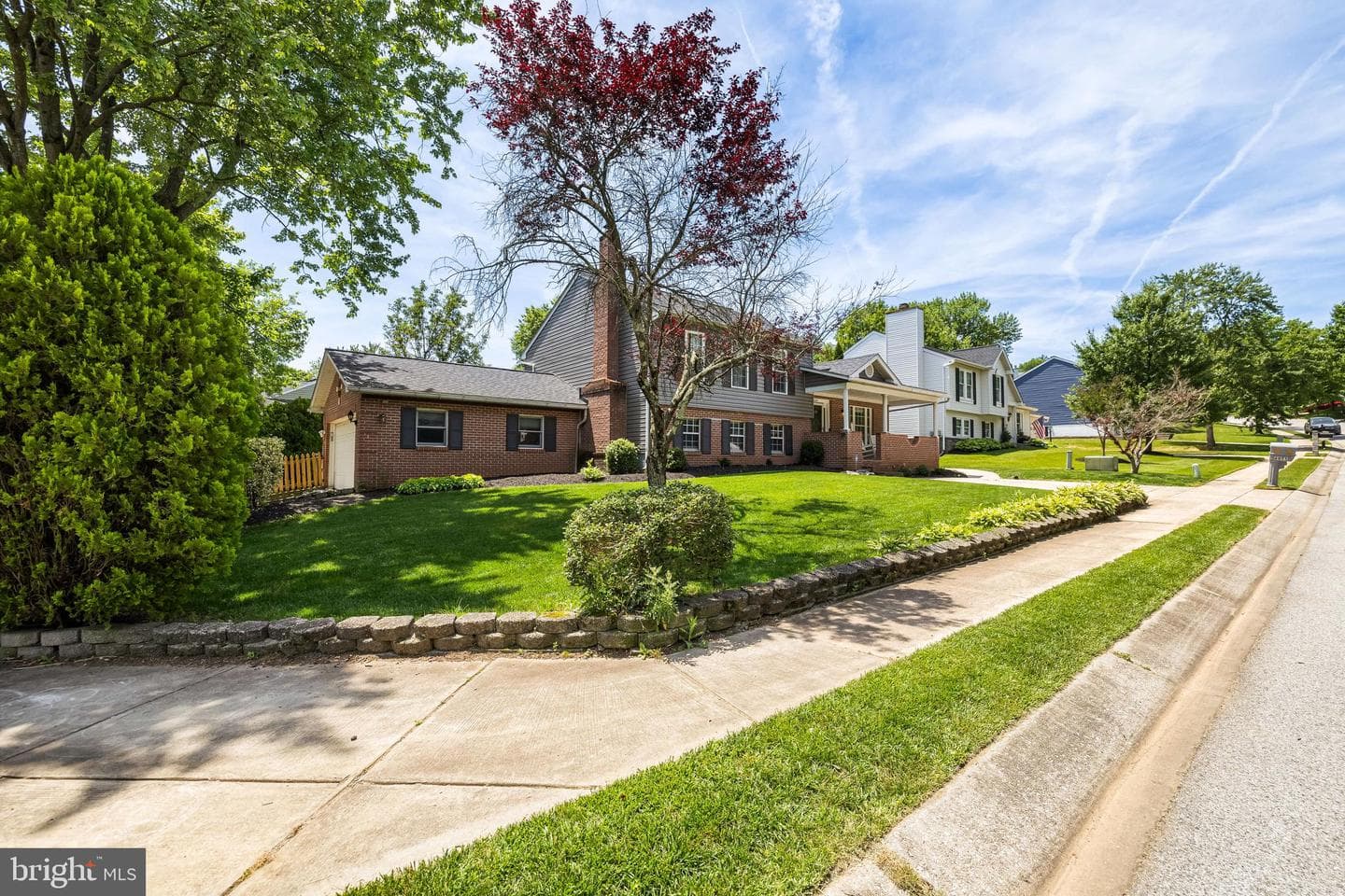 6055 Adcock Lane photo 3