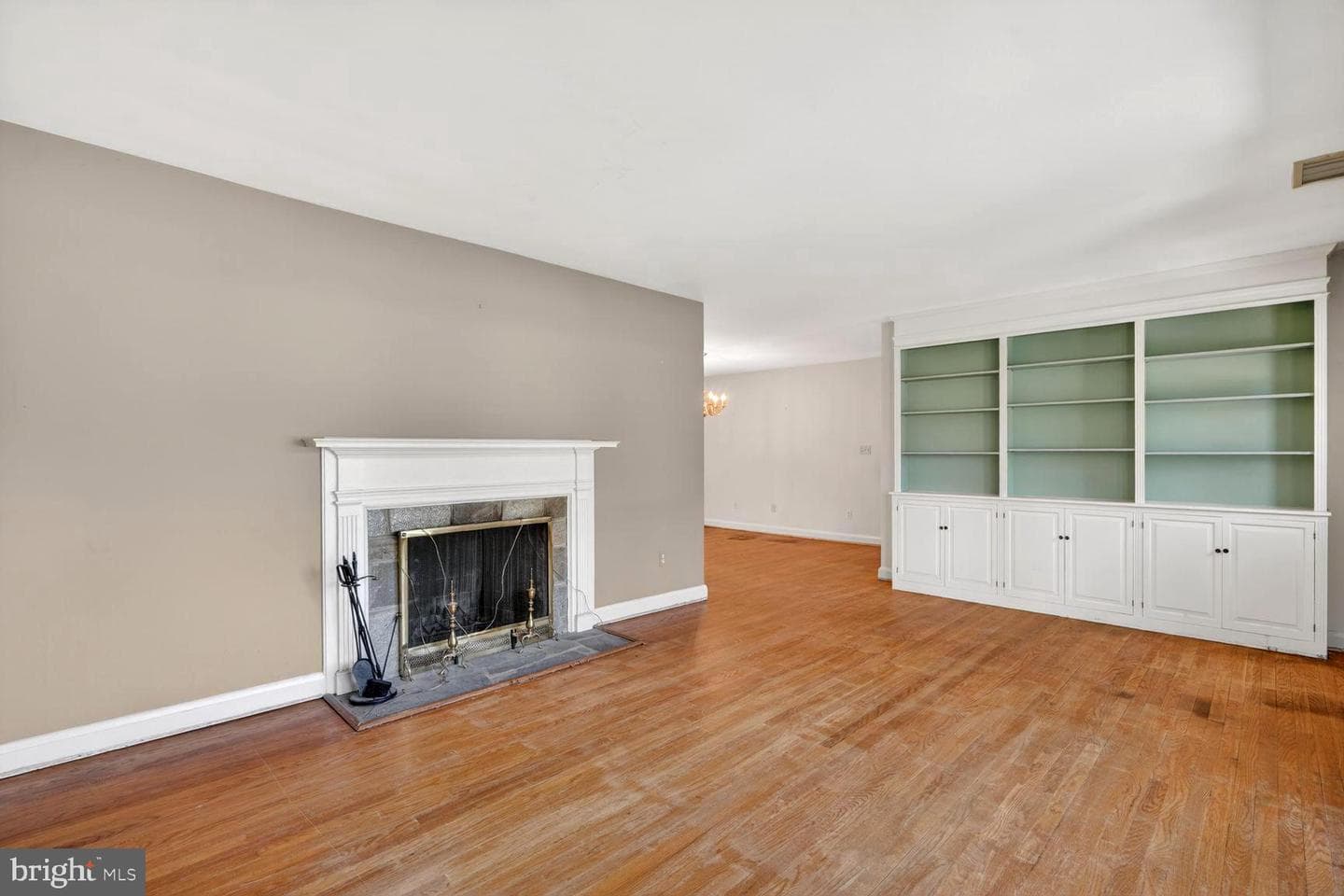 3029 Ramblewood Road photo 4