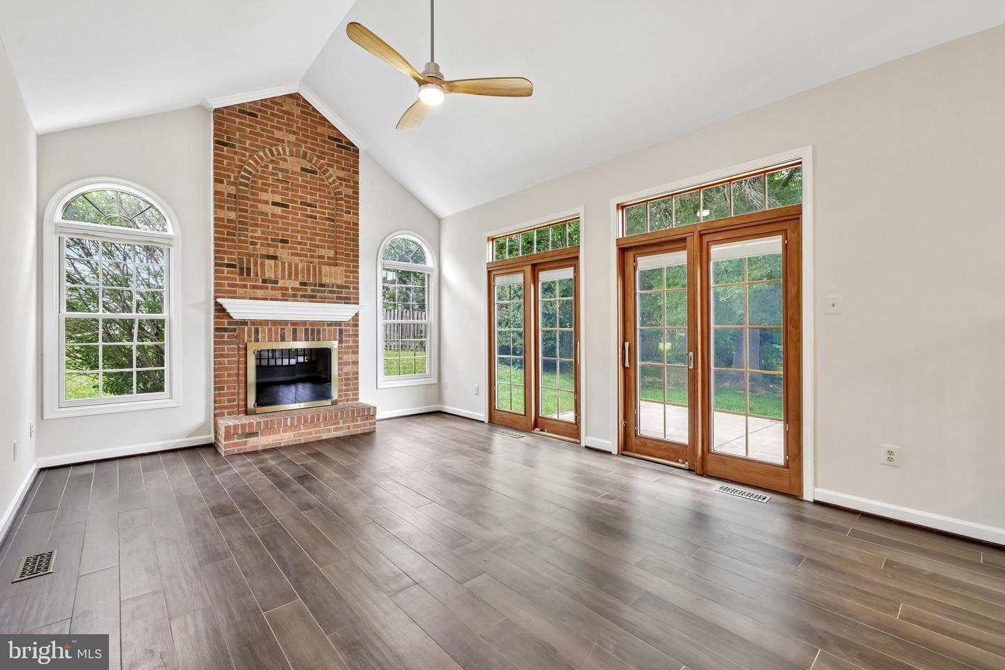 8387 Sweet Cherry Lane photo 15