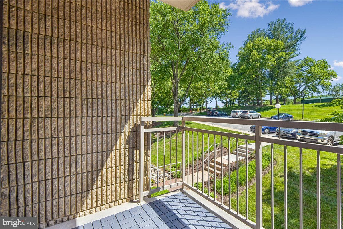 6005 Majors Lane #5 O29 photo 30