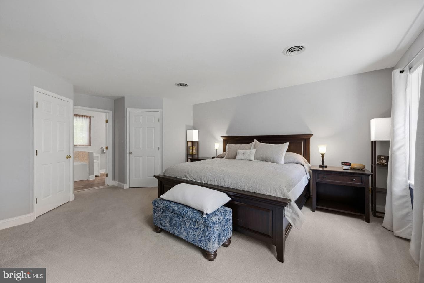 1258 Heritage Farms Court photo 32