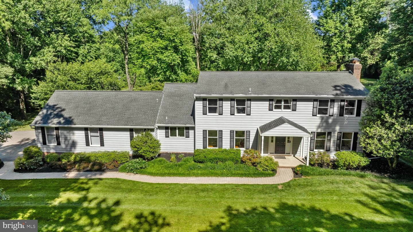 1258 Heritage Farms Court photo 53