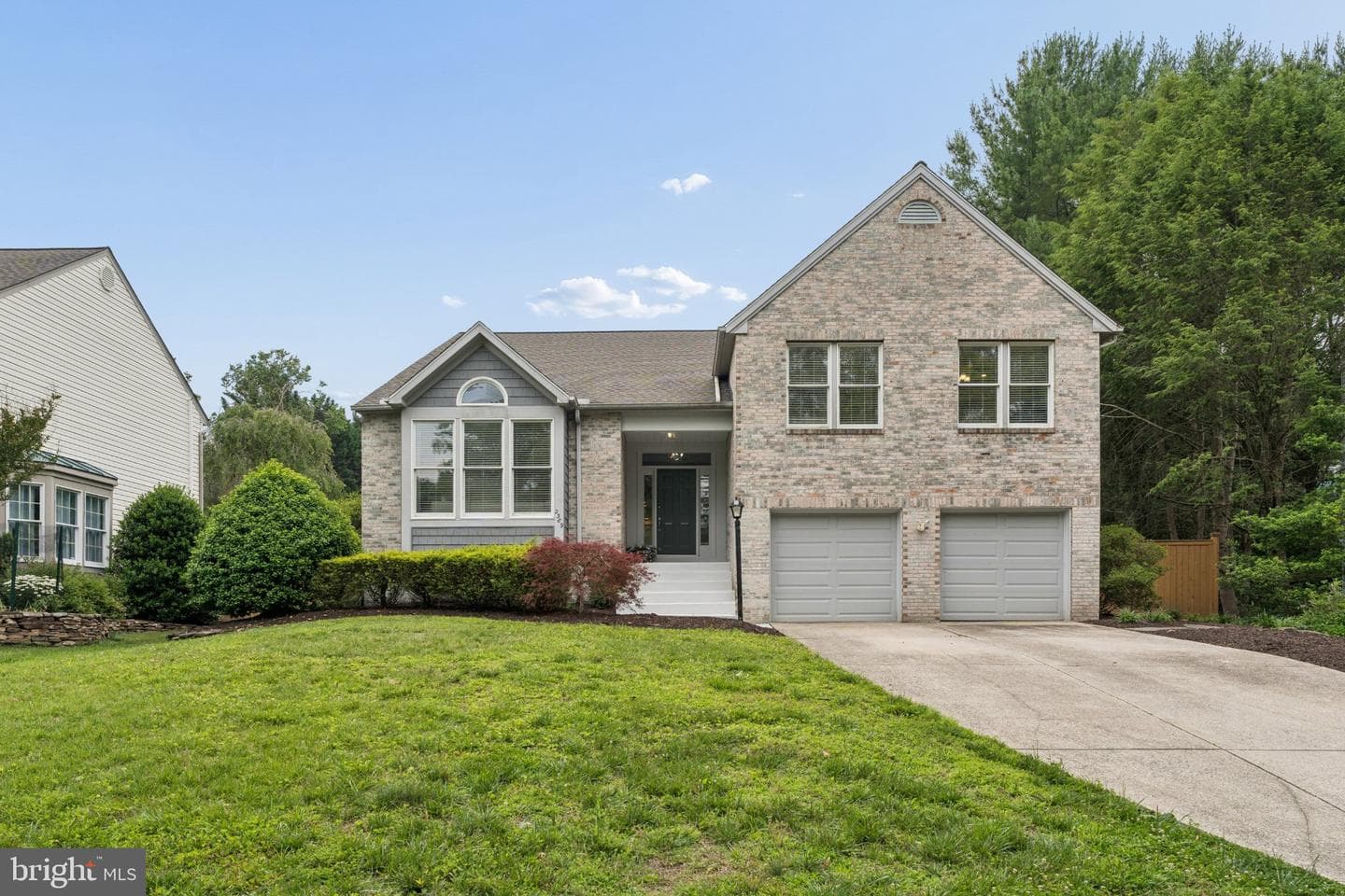 2389 Ballard Way